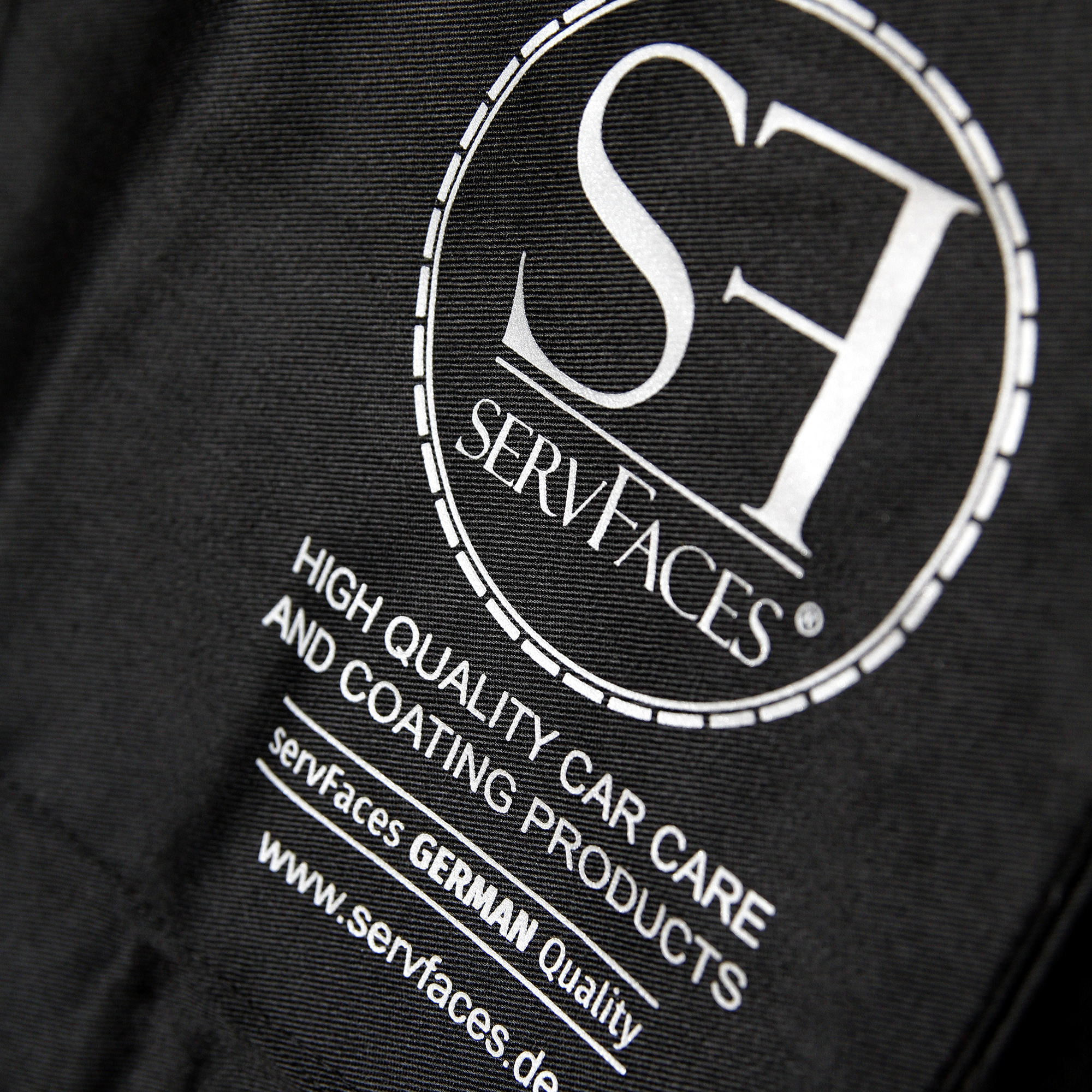 servFaces Polierschürze - так каждый сможет увидеть, что вы доверяете servFaces как пионеру в области отделки поверхностей.