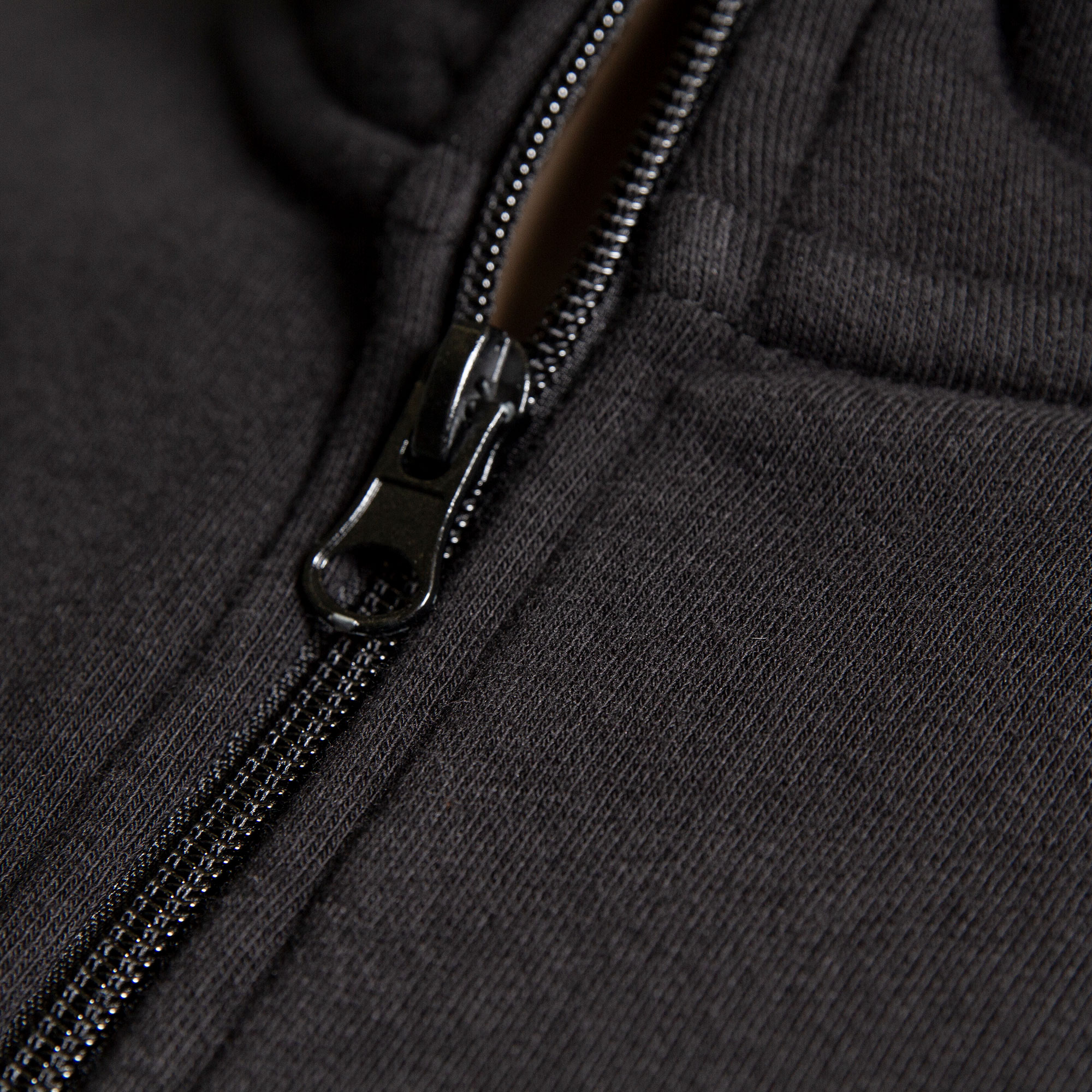 servFaces Sweat-Jacke - так каждый сможет увидеть, что вы доверяете servFaces как пионеру в области отделки поверхностей.